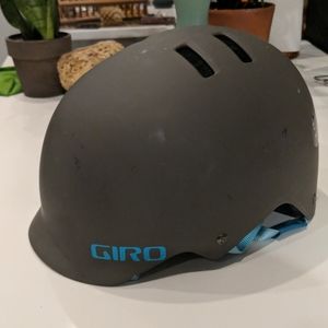 Giro Men's Snowboarding Helmet - SIZE LARGE